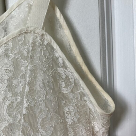 Vintage Barbizon Camiflirt Tafredda Lace White Slip - Picture 8 of 9